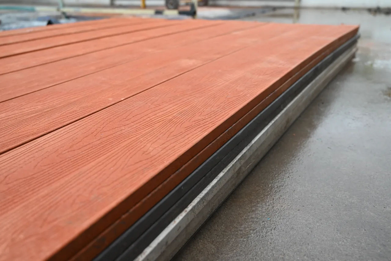 Recycled Plastics Sand Composite