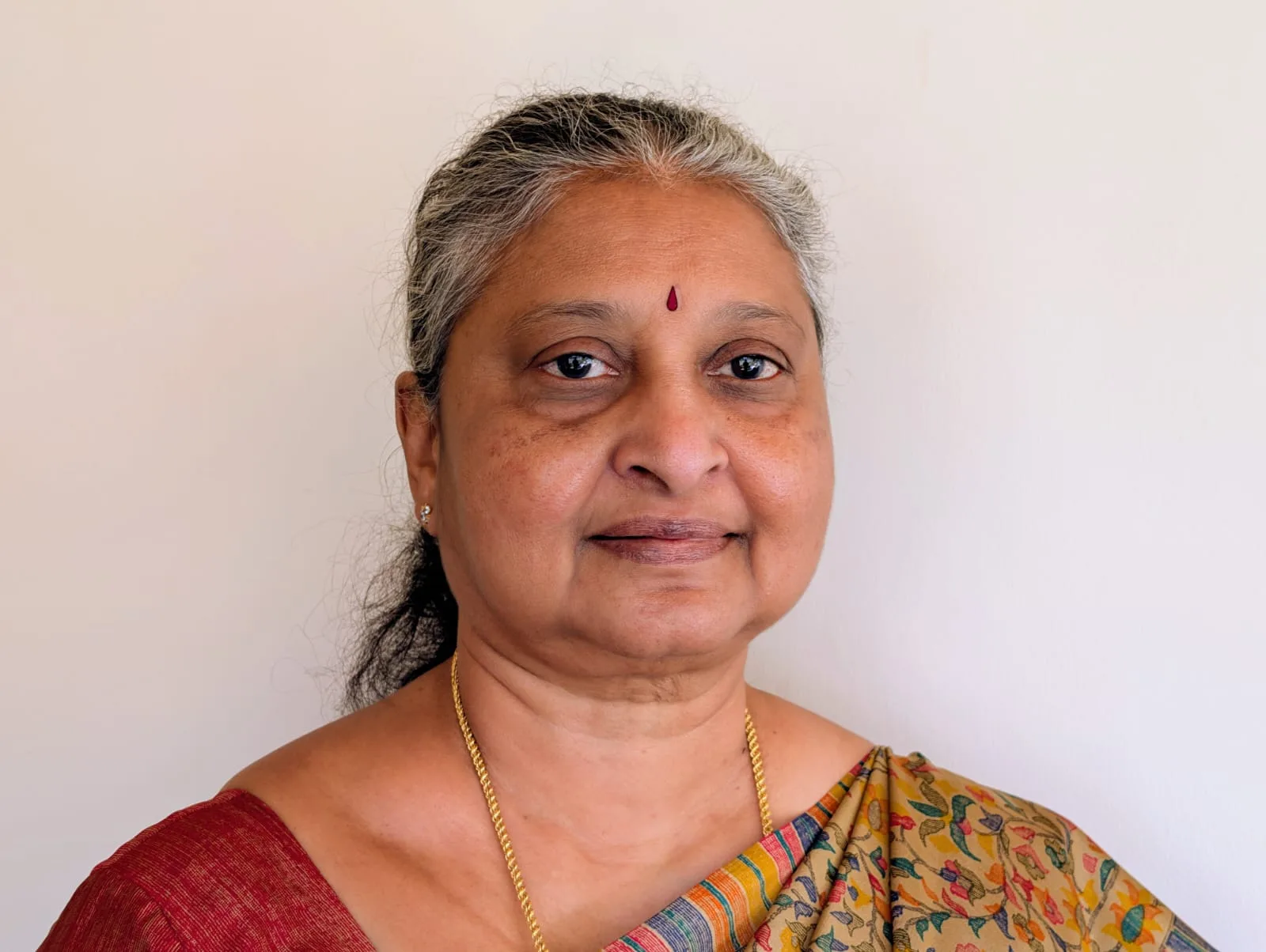 VENI CO-FOUNDER & CHIEF COMMERCIAL OFFICER