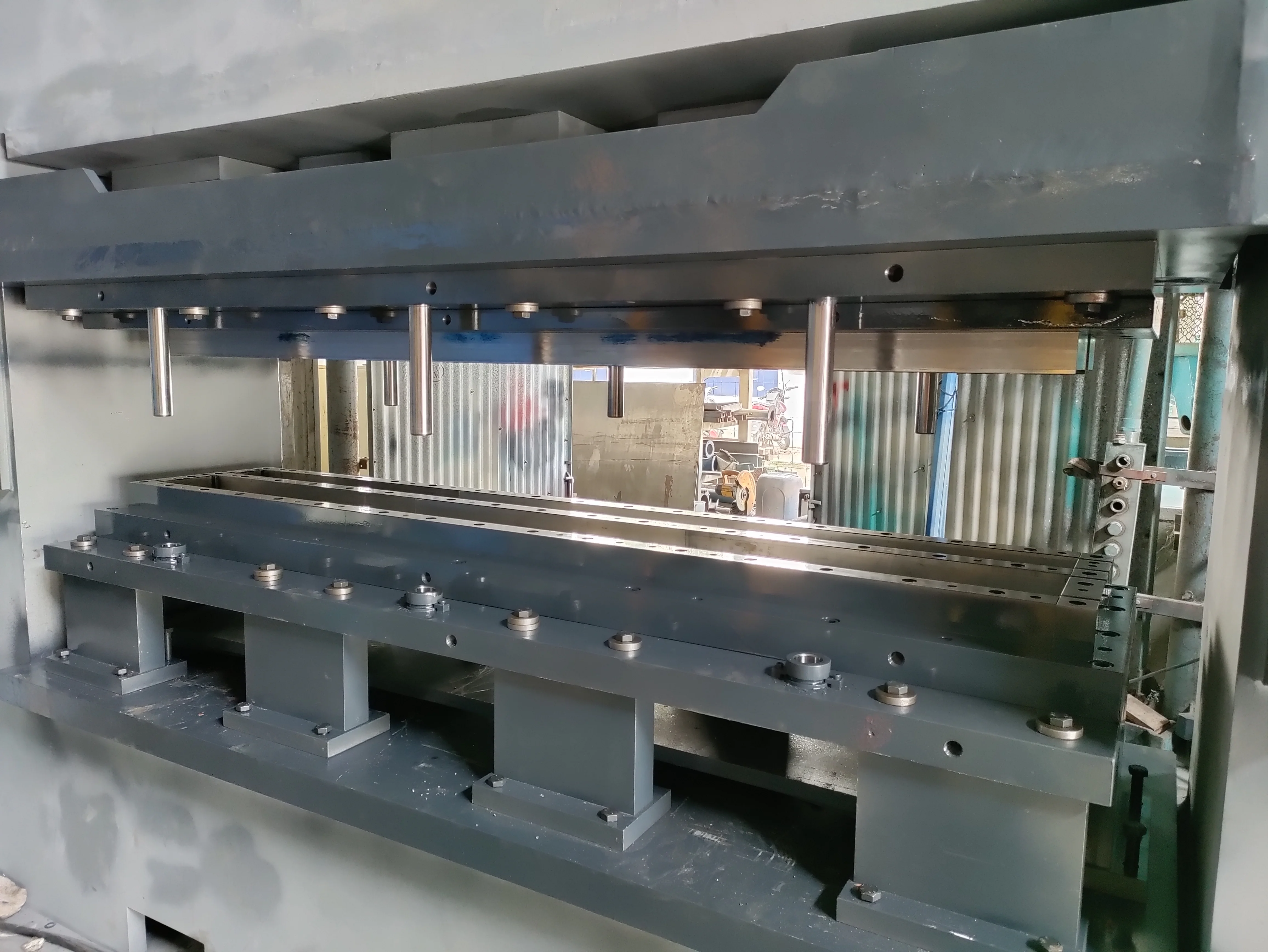 Decking Planks Press — die mould
