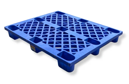 1600T Nine Corner Plastic Pallets Press finished product 3