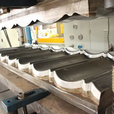315T Metal Colour Stone Roof Tiles Press die mold