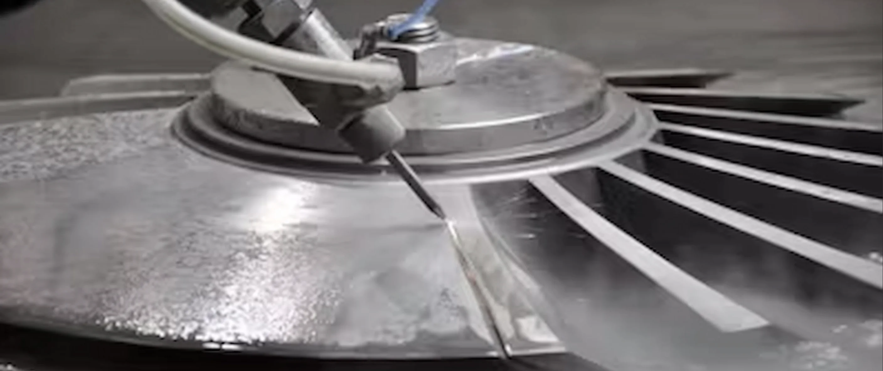 1000T Trimming turbine blades Press finished product 1