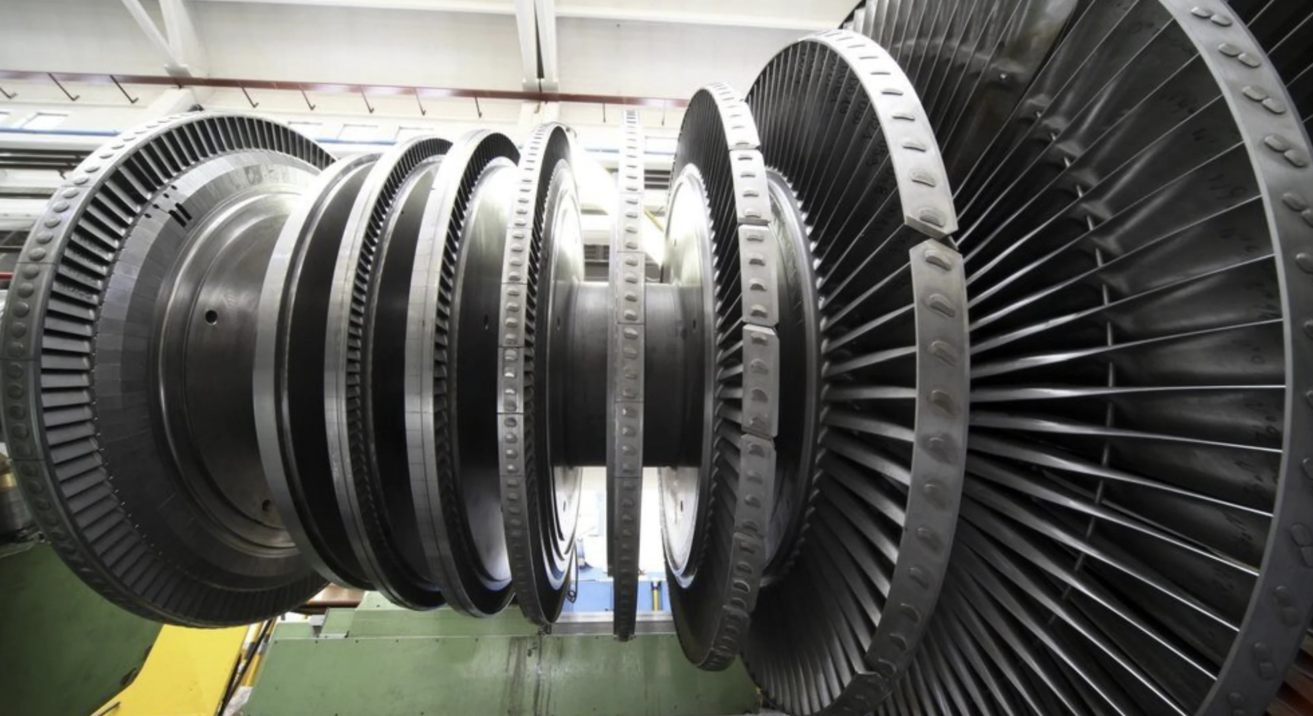 1000T Trimming turbine blades Press finished product 4