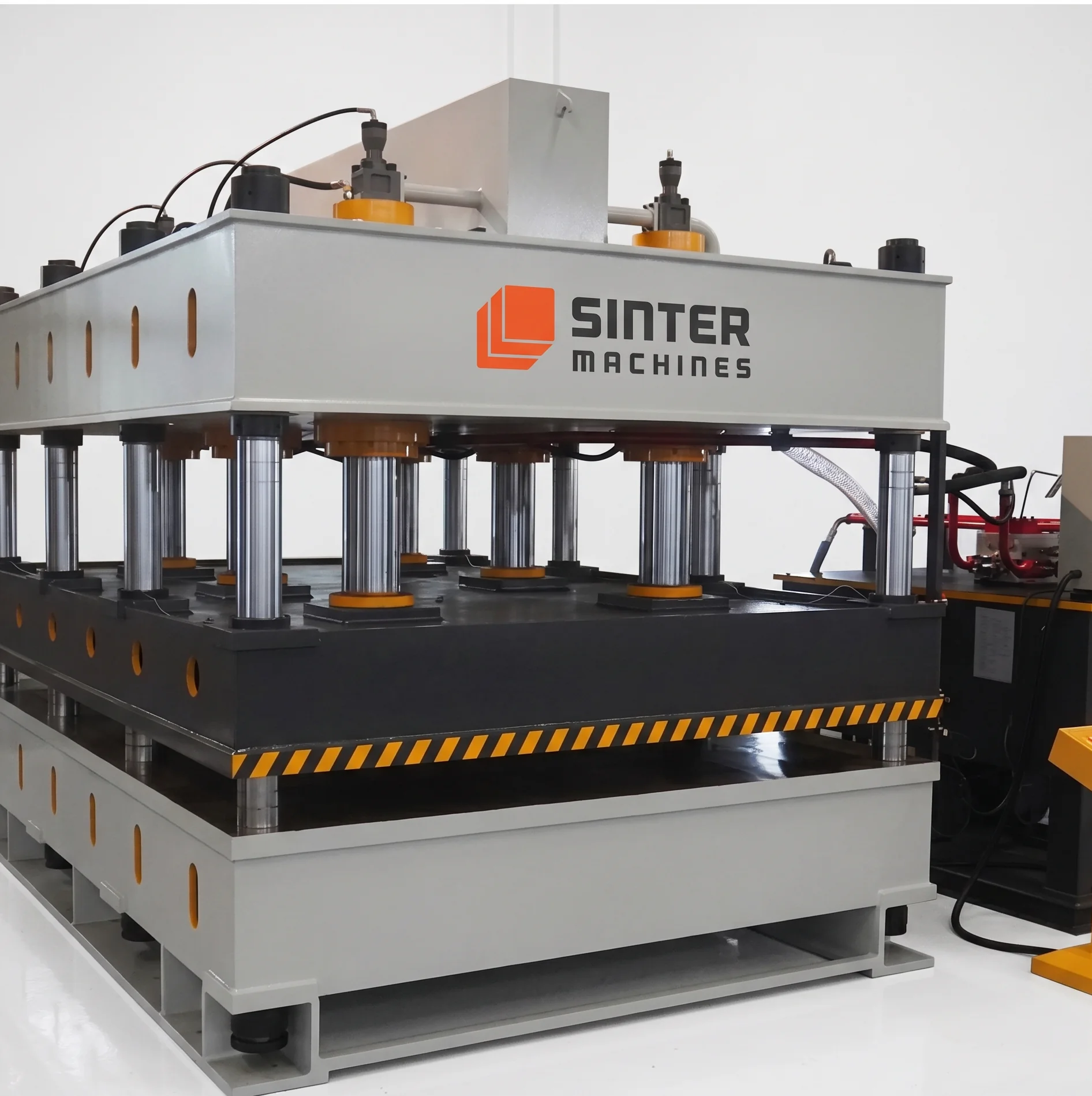 1250T Bagasse Pallets Press press view 2